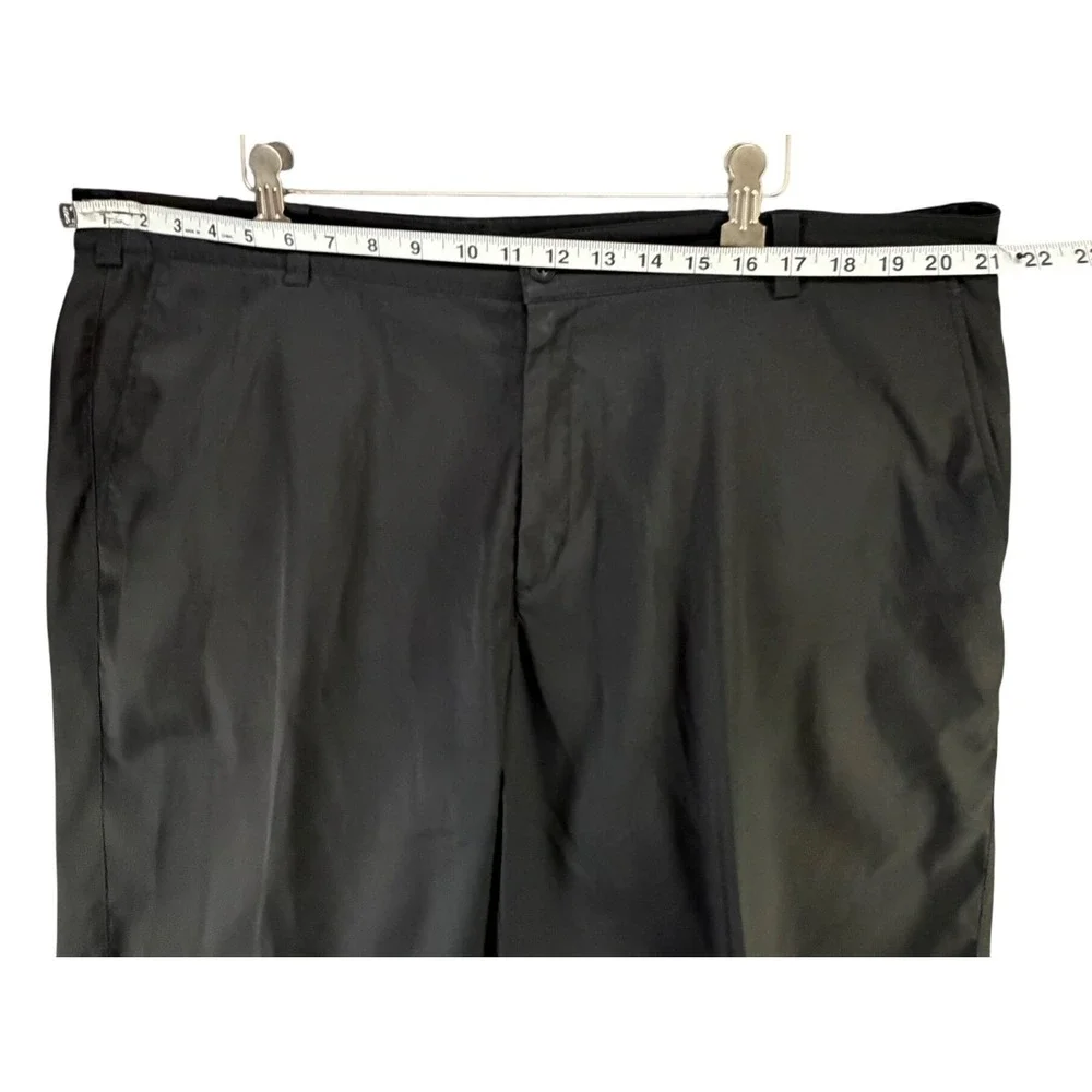Nike Golf Flat Front Tech Short Mens 40 Black Dri FIT Performance Travel Outdoor